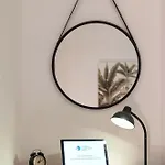 Palazzo Dama - Live Like A Local In Vecchia Lägenhet *