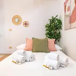 Palazzo Dama - Live Like A Local In Vecchia Lägenhet Bari