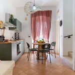 Palazzo Dama - Live Like A Local In Vecchia * Bari