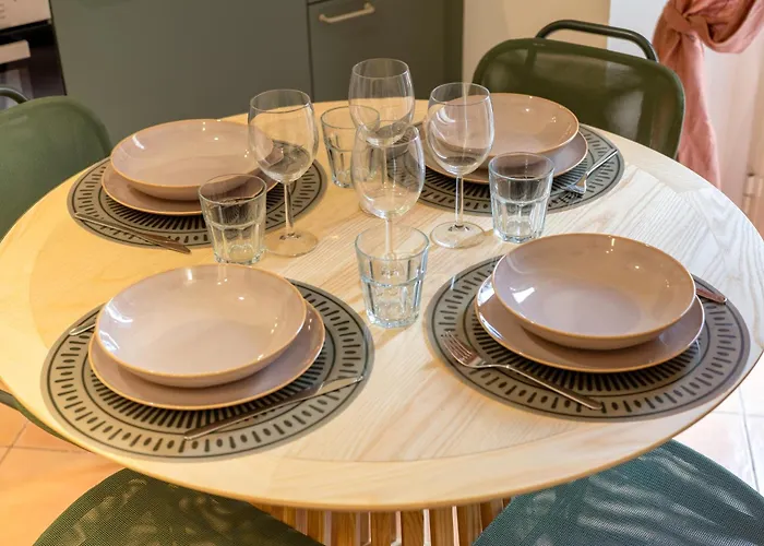 Palazzo Dama - Live Like A Local In Vecchia Appartamento