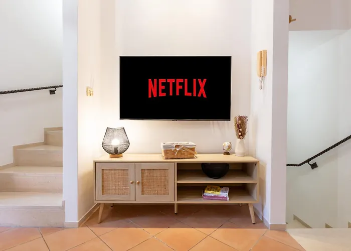 Palazzo Dama - Live Like A Local In Vecchia Appartamento *