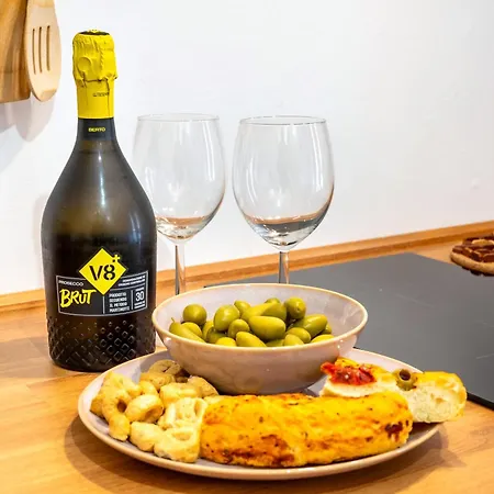 Апартаменти Palazzo Dama - Live Like A Local In Vecchia Барі