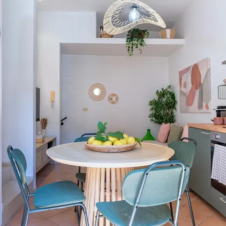 Palazzo Dama - Live Like A Local In Vecchia * Барі