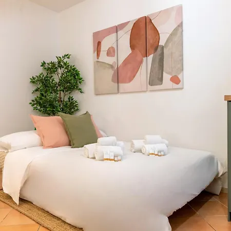 Апартаменти Palazzo Dama - Live Like A Local In Vecchia *