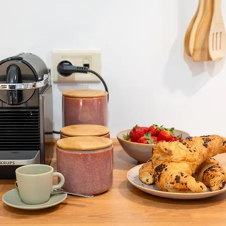 Palazzo Dama - Live Like A Local In Vecchia Апартаменти