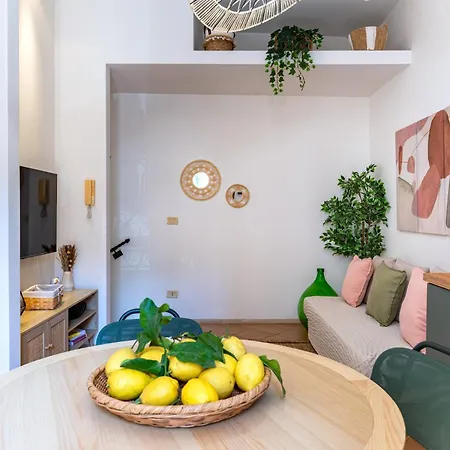 Apartman Palazzo Dama - Live Like A Local In Vecchia